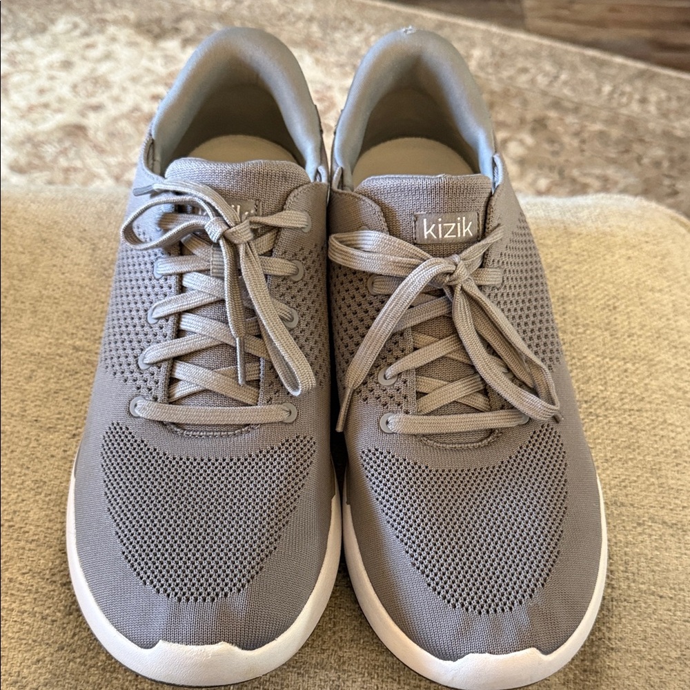 Kizik Men's Taupe Knit Lace-Up Sneaker